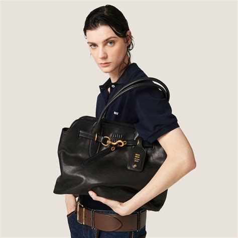 Women's Aventure handbag in nappa leather 